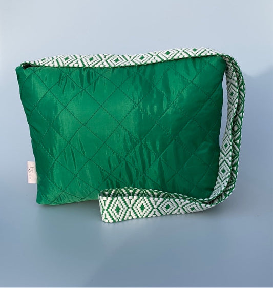 Clutch Puffy Green