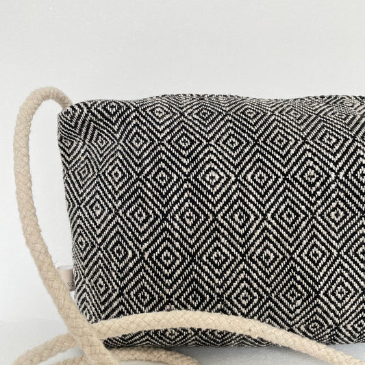 Clutch zig zag zwart/ wit